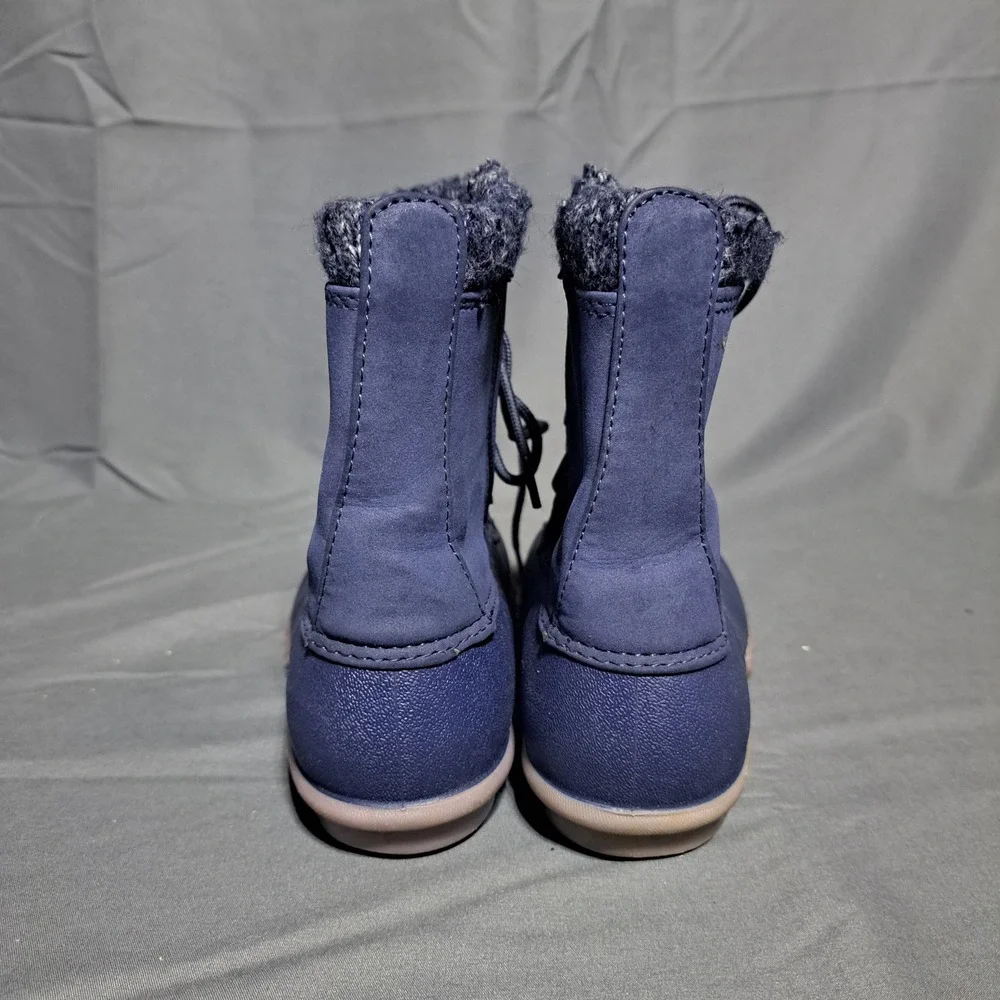 Baretraps Women's 7M Fabulous Water Resistant Duck‎ Boots - Navy Blue